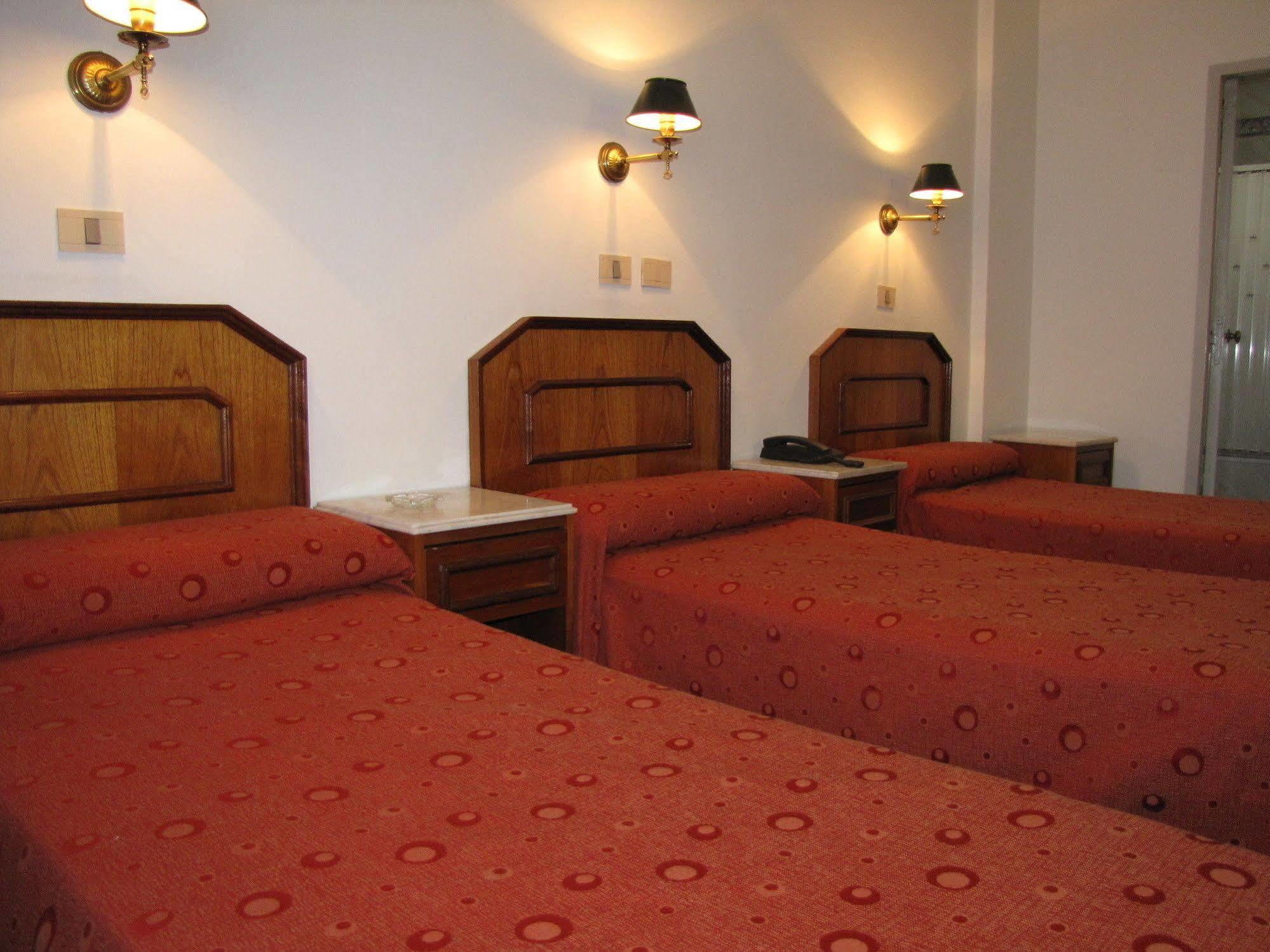 Hotel Tres Sargentos Buenos Aires Exteriér fotografie